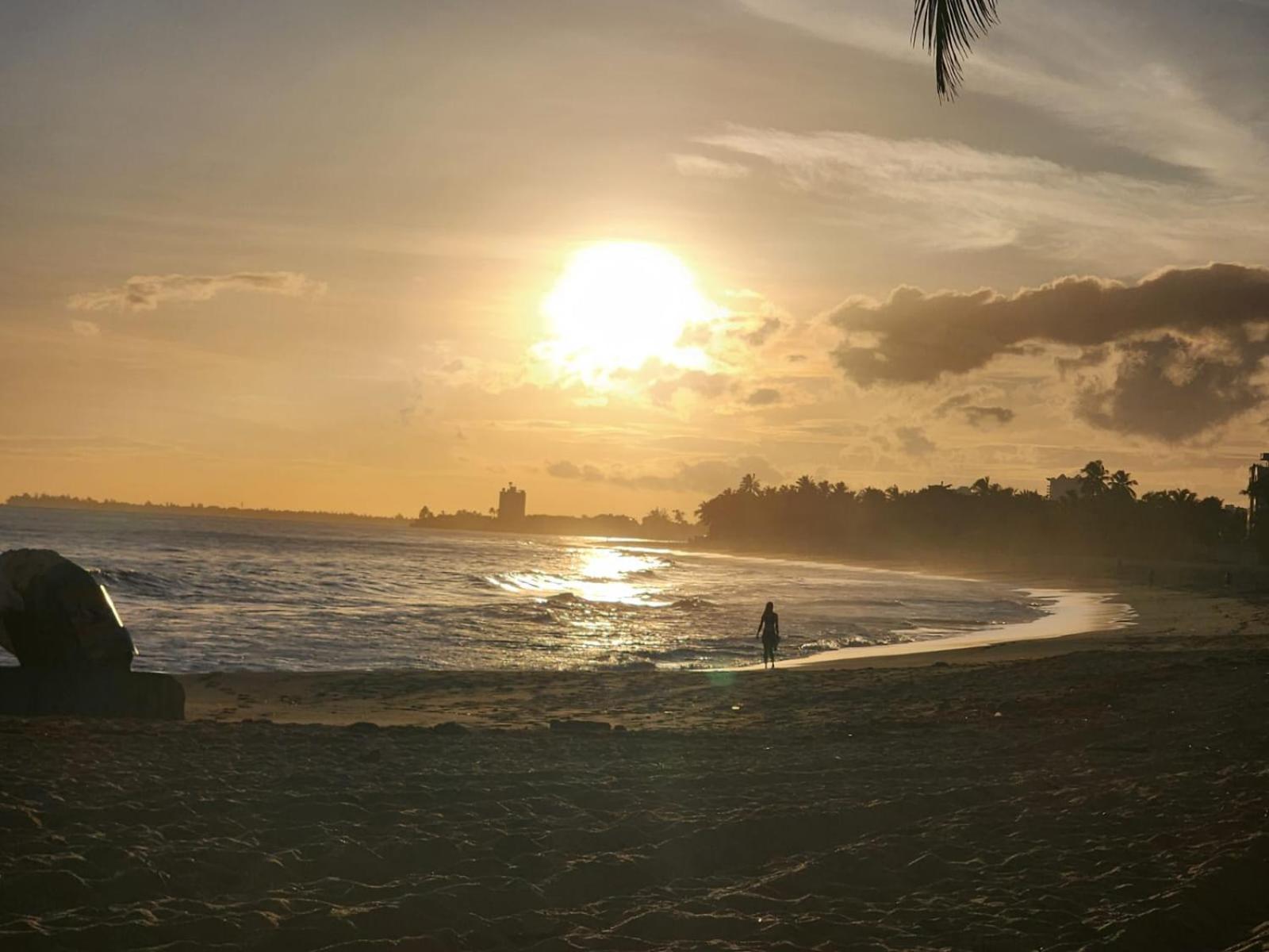 Breathtaking 3-Br Beachside Apt San Juan Exterior photo